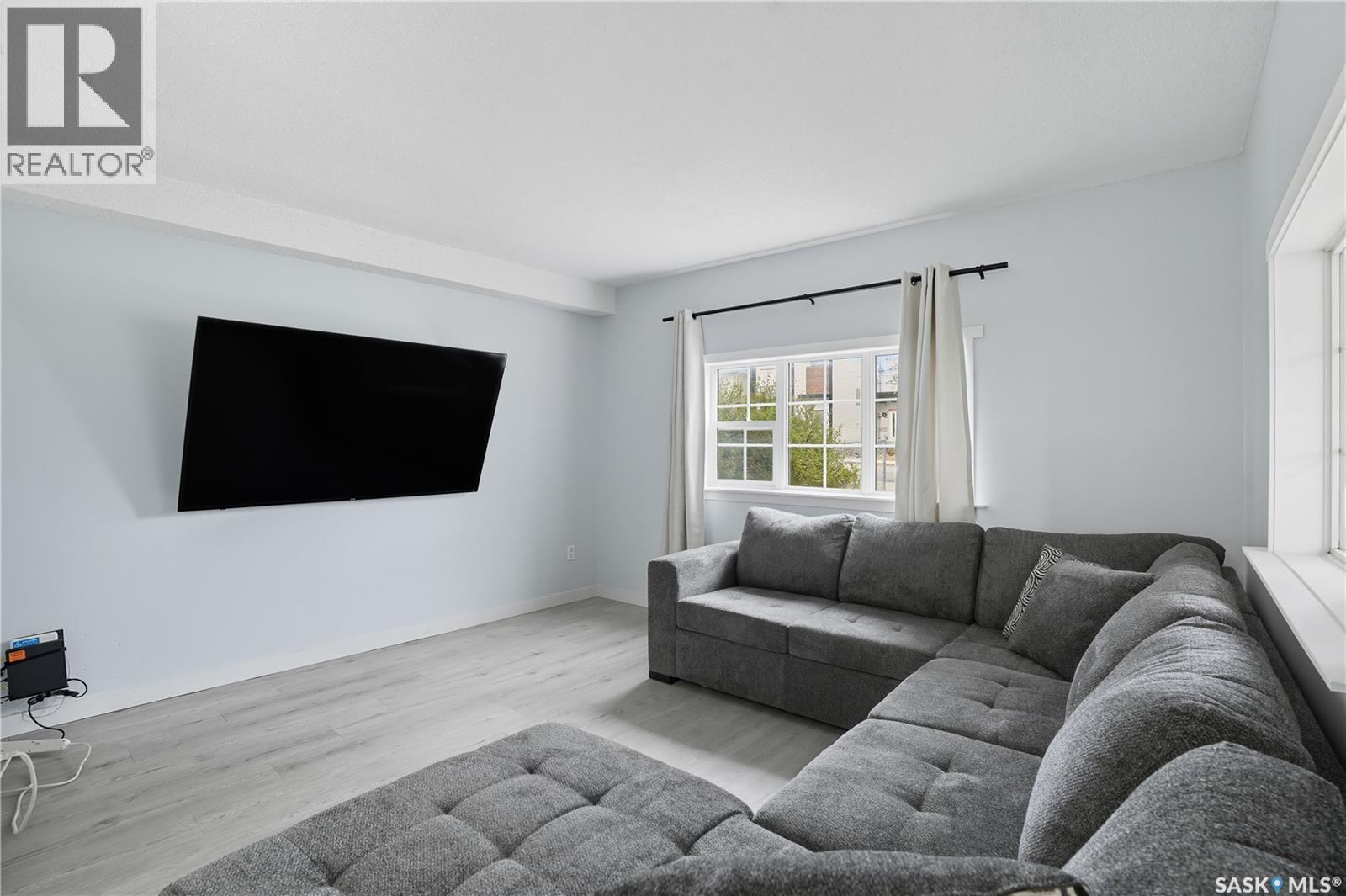 2 bed Detached house